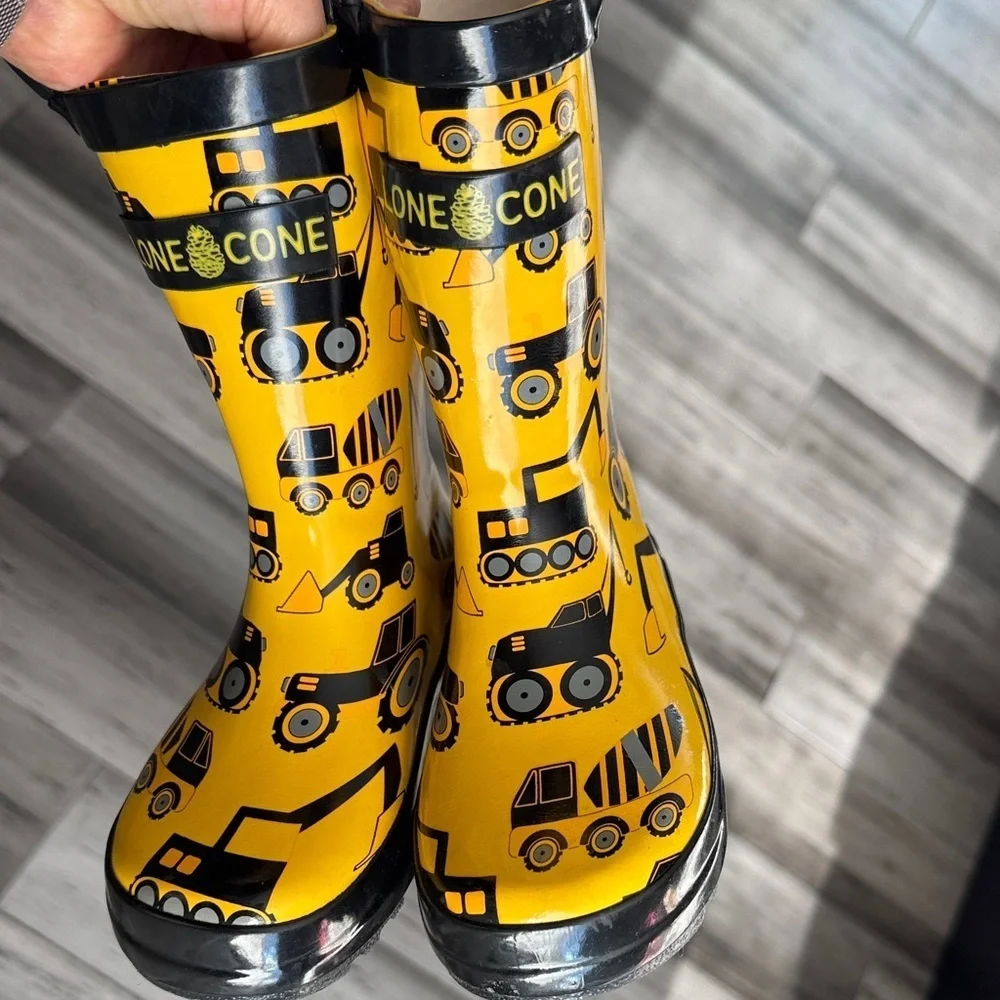 NWOT Lone Cone Kids Yellow Construction Rain Boots